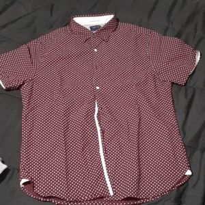 Short sleeve dress shirt